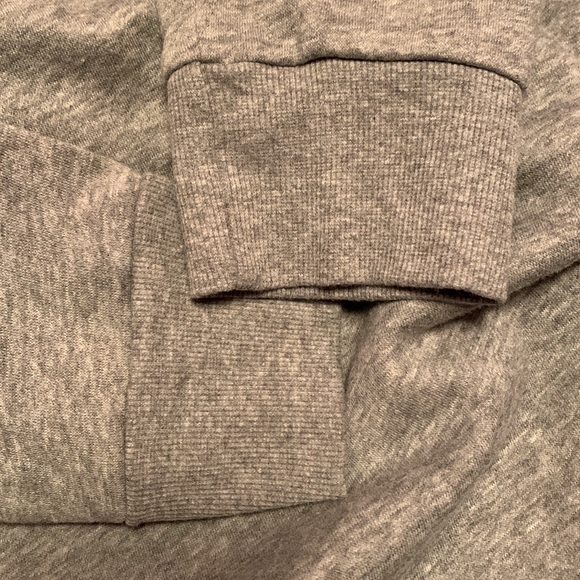 Gray Time and Tru Sweatshirt - Picture 5 of 5